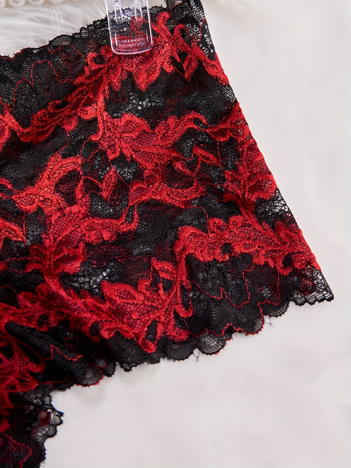 Panties de triángulo semi transparent con encaje para mujer talla grande rojo negro floral