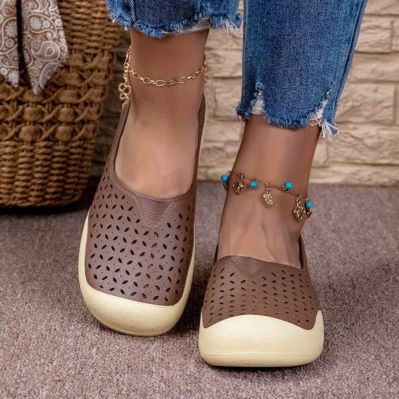 Women's Non-Slip Beach Shoes Flat Sole Cushioned Insole Beige Casual Sandals