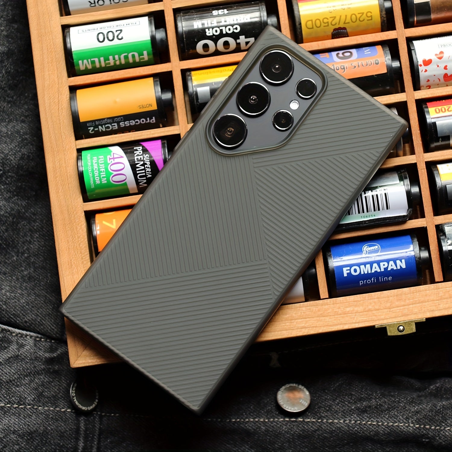 Ultra-Thin Frosted Hard Shell Phone Case for S24 Ultra S24+ S24 with 3D Texture