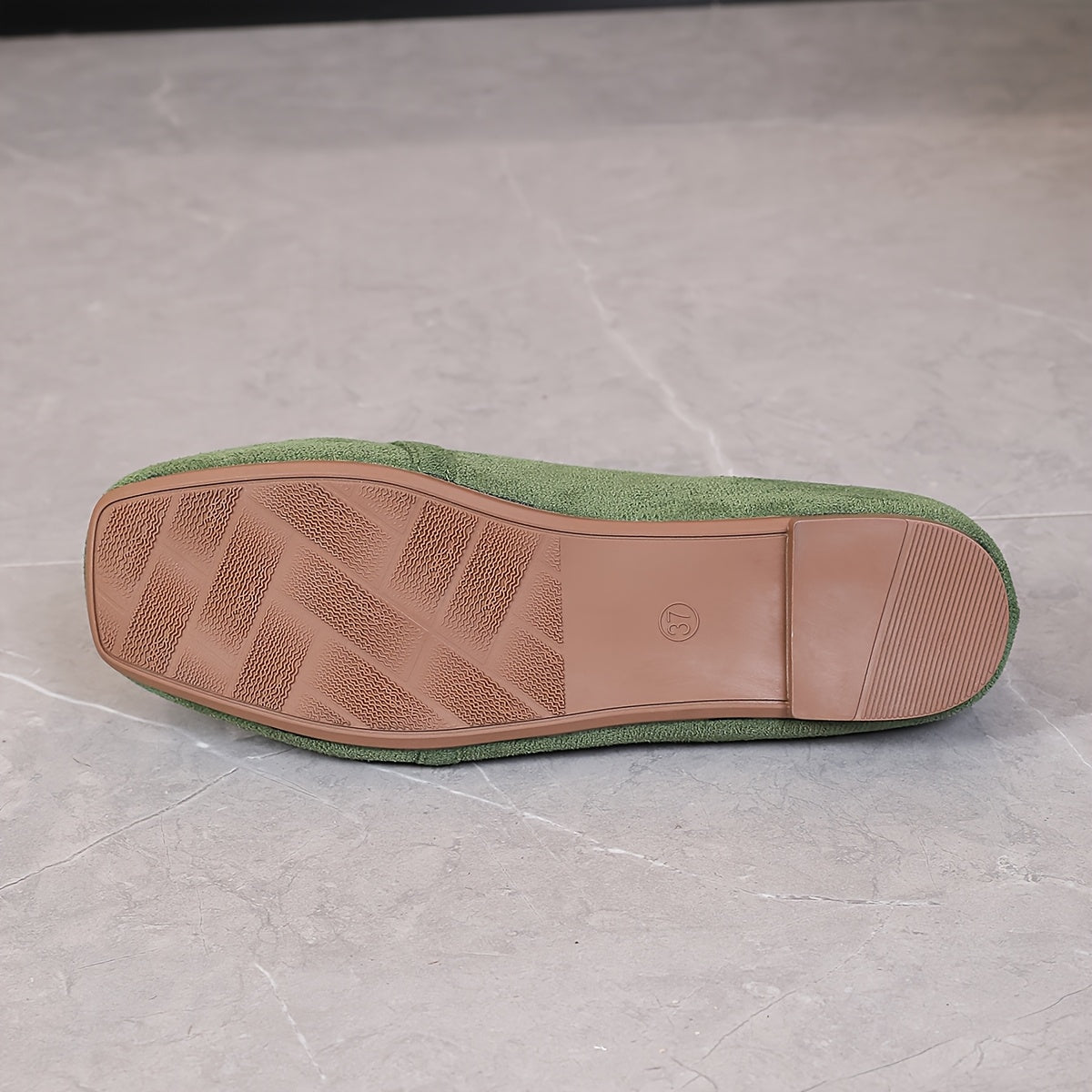 Women's Fleece Flat Moccasin Loafers Slip-On Casual Shoes for All Seasons