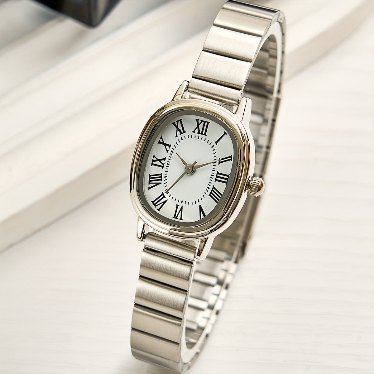 Lady's Quartz Watch Korean-Inspired Design Slim Elegant Timepiece