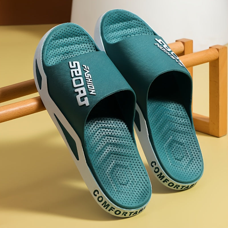 Erkaklar uchun sirpanmaydigan yozgi plyaj sandallari, hidga chidamli PVC materialdan tayyorlangan bo'lib, ichki va tashqi qulaylik uchun tuzilgan taglikka ega.