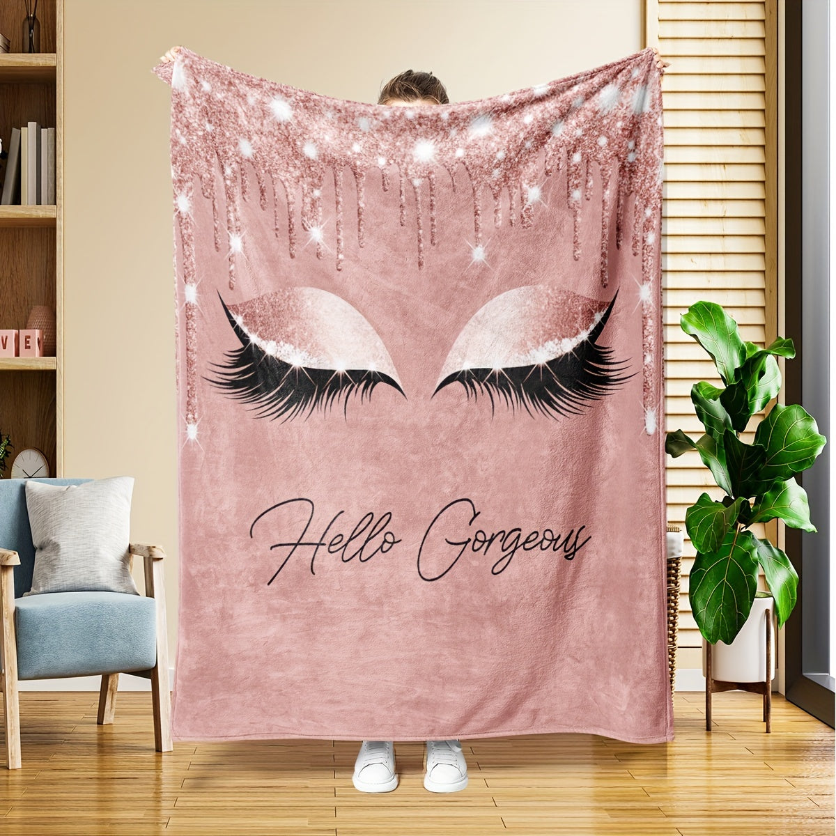Sweet Makeup Art Eyelash Pattern Flannel Blanket for Nap and Sofa Cozy Warmth