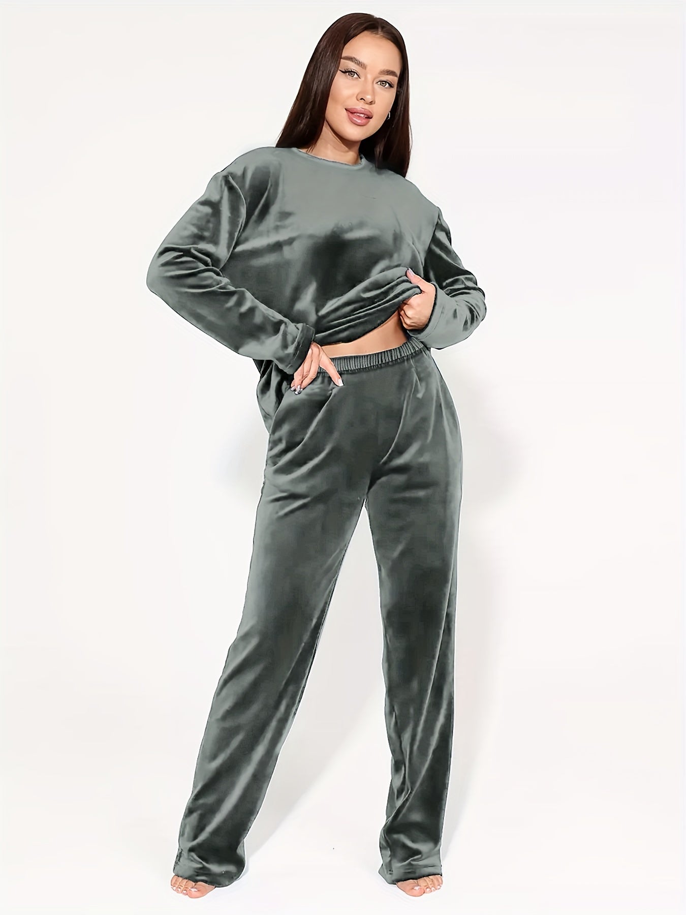 Women's Gold Velvet Two-Piece Suit with Long Sleeves and Trousers