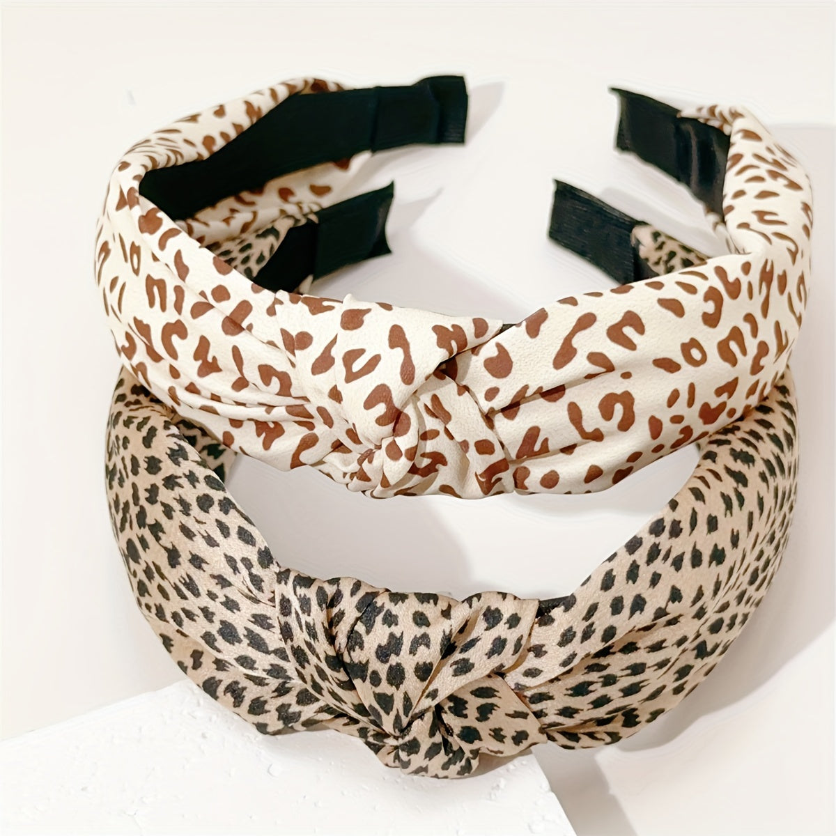 4 ta ayollar uchun leopard bosma keng qirrali bosh bandlar to'plami, tugmachali, zamonaviy soch aksessuarlari