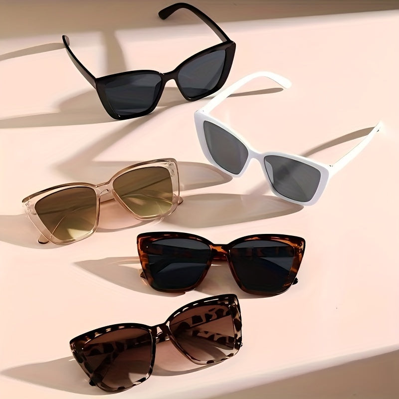 Set of 5 Vintage Cat-Shaped Decorative Glasses for Costume and Fashion