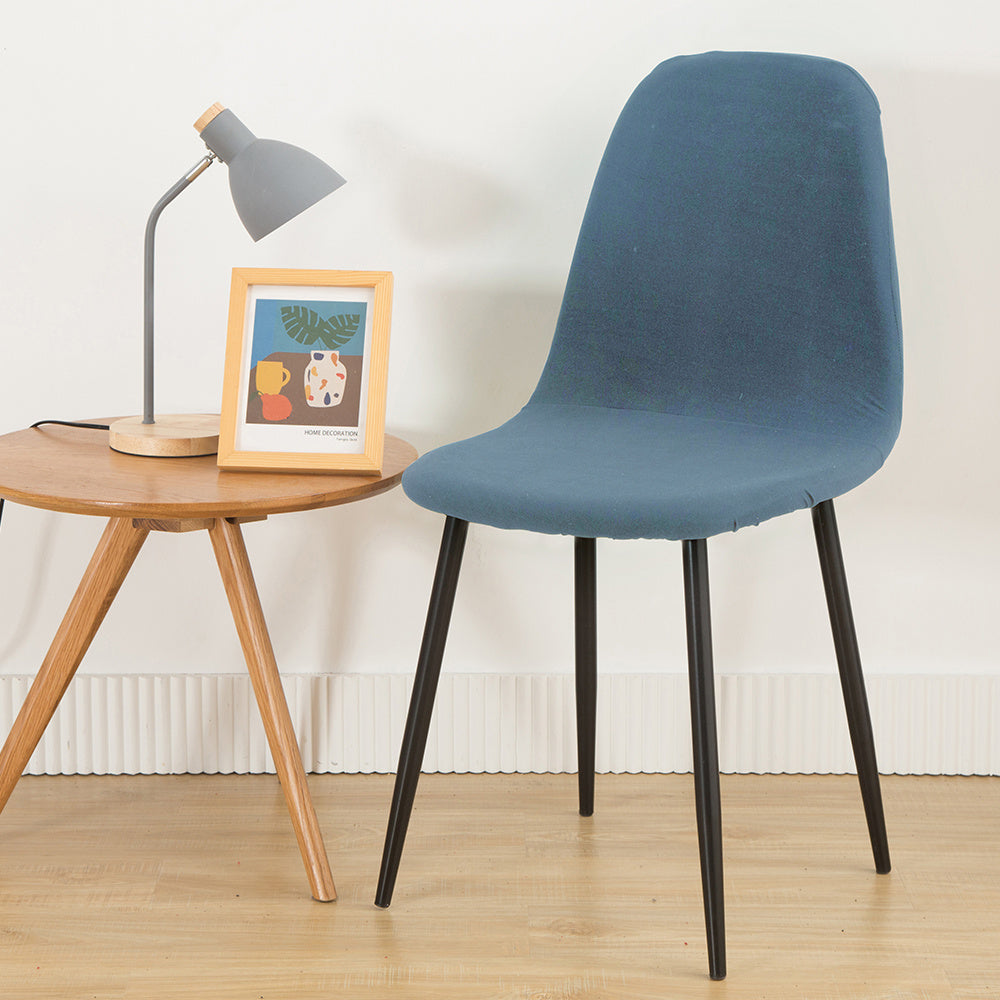 Sıx rangda, elastik bant bilan ushlovchi sut poliesteridan yasalgan cho'zilgan qopqoq stul.