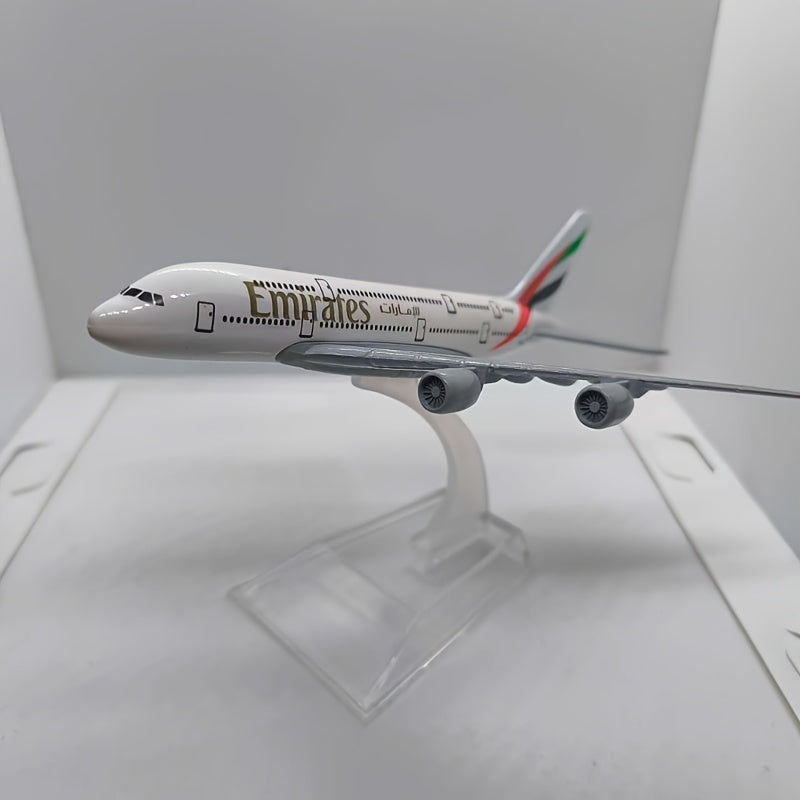Коллекционная модель самолета Airbus A380 в масштабе 1:400, выполненная из литого металла, для любителей хобби