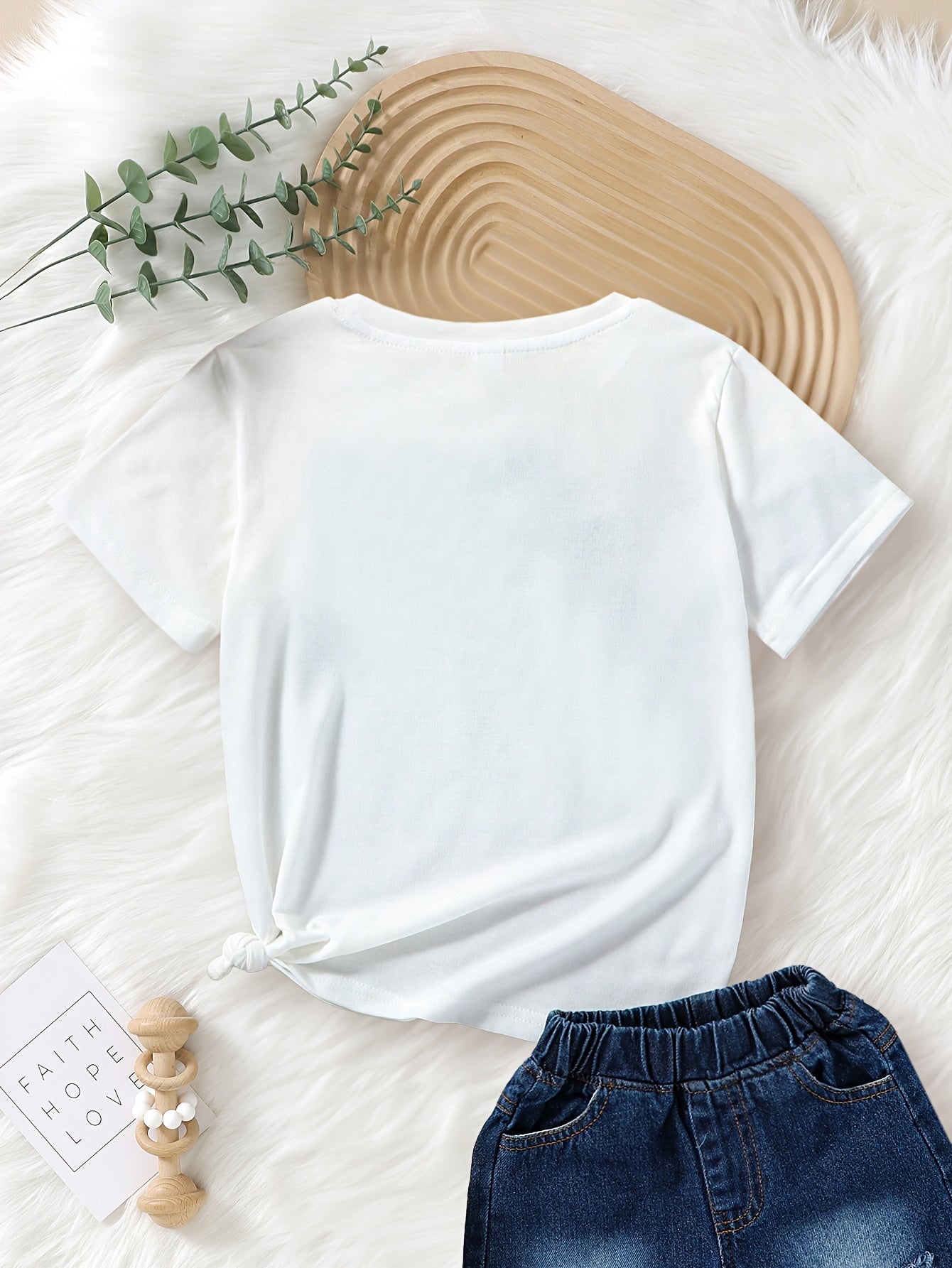 Girls' Summer Cartoon Portrait Knit T-Shirt with Crew Neck and Short Sleeves