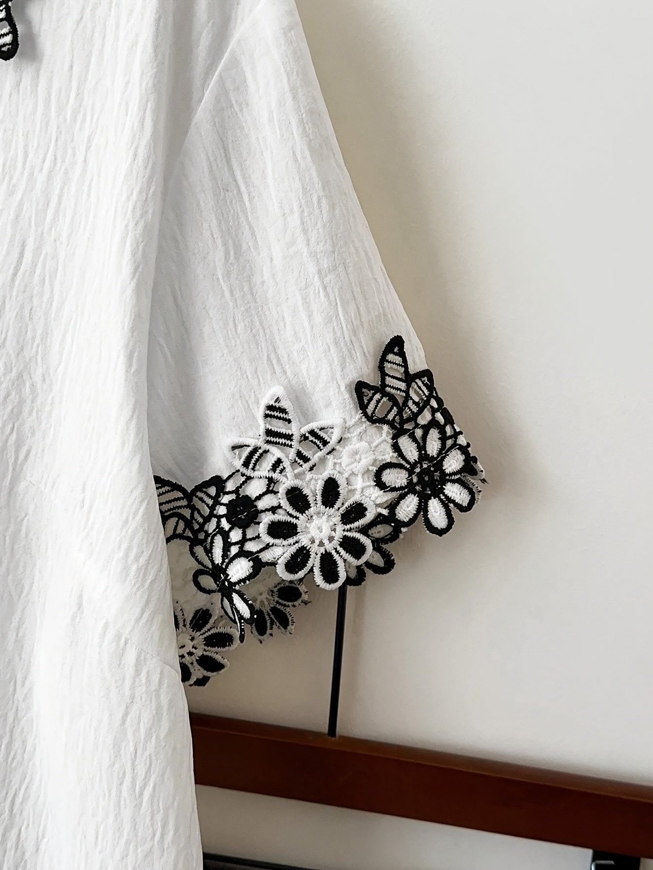 Plus Size Women's Lightweight V-Neck Blouse With Floral Embroidery