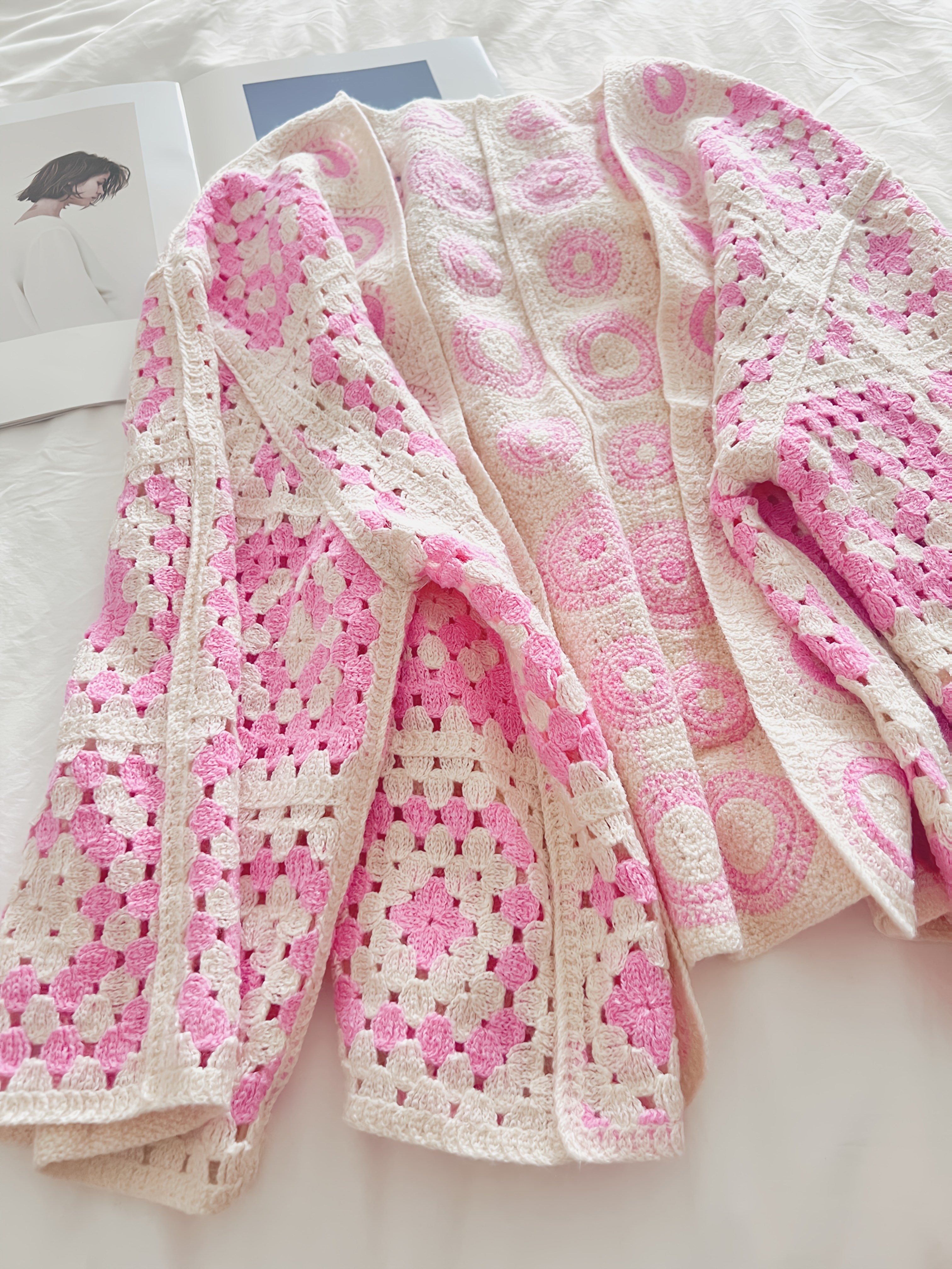 Plus Size Women Breathable Geometric Pattern Cardigan Long Sleeve Lightweight