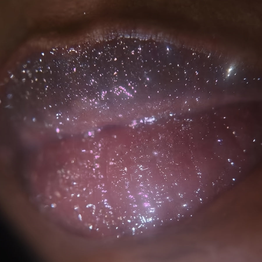 Barra de labios mate para mujer en colores perlados blancos y morados