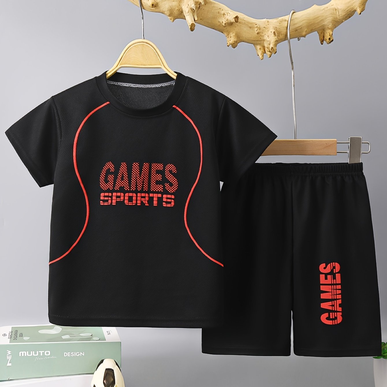 Boys' 2-Piece Quick-Drying Sports Outfit GAMES SPORTS Print T-Shirt and Shorts for Summer Outdoor Activities