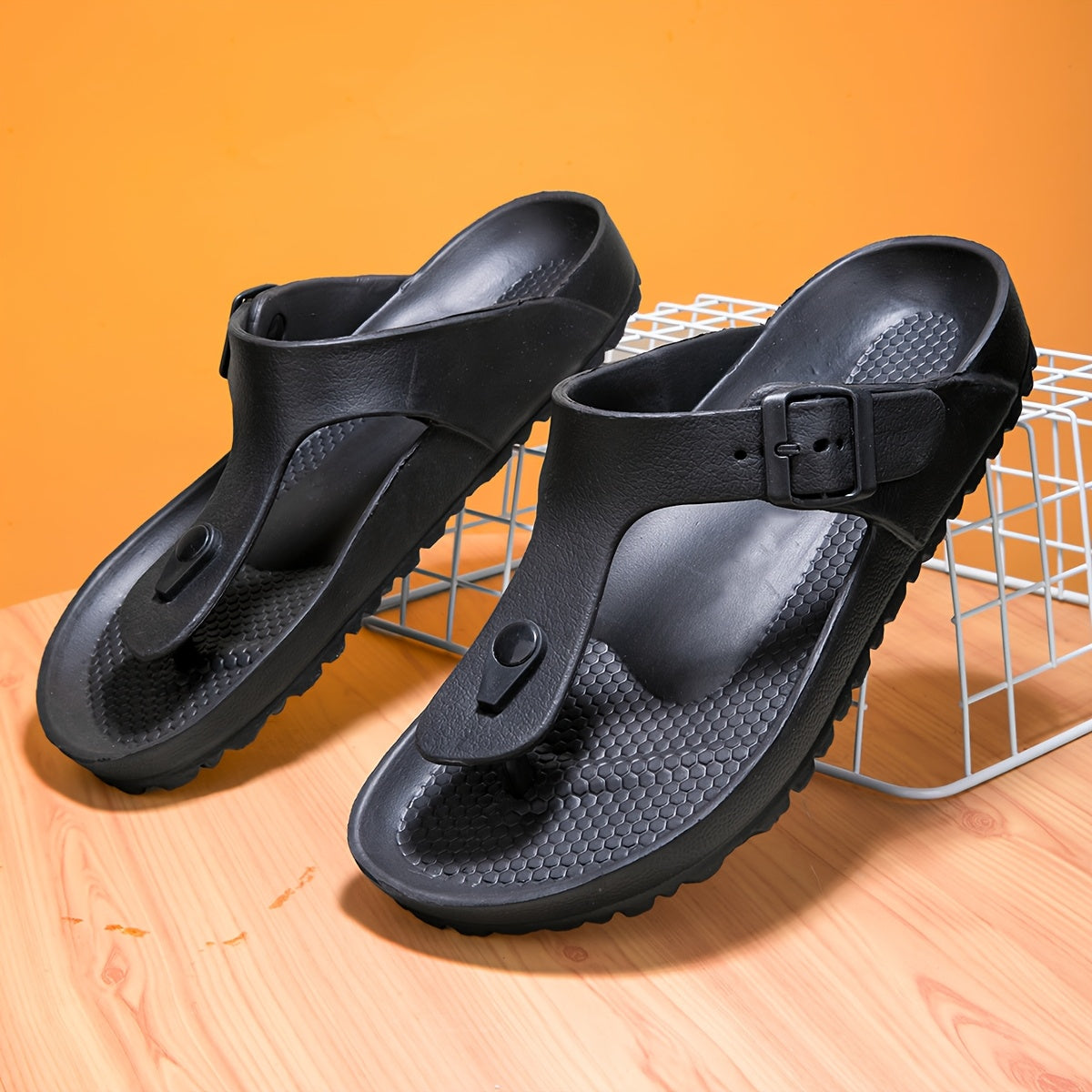 Ayollar uchun bir rangli flip-floplar, kundalik keng poyabzal, qulay oyoq kiyim