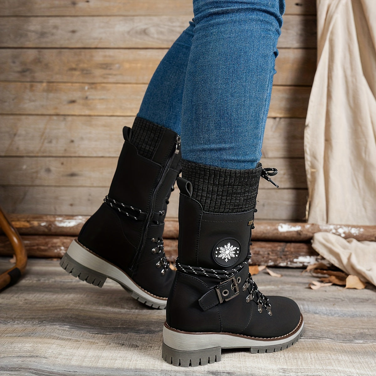 Women's Winter Mid-Calf Boots Fleece-Lined Lace-Up Buckle Rubber Sole