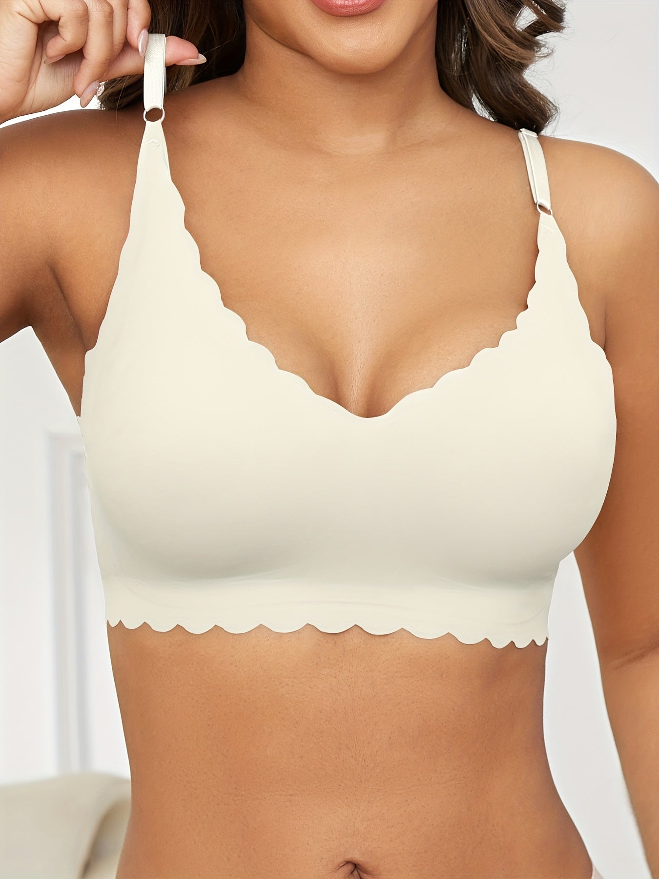 Women's Plus Size Wireless Seamless V-Neck Bra with Adjustable Straps