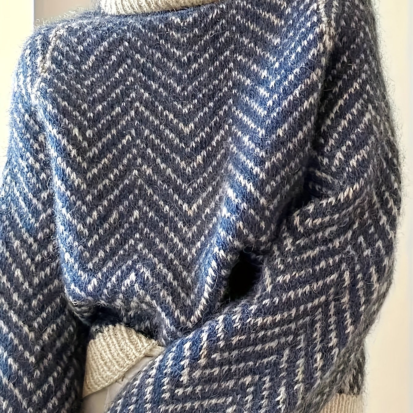 Свитер женский большого размера с геометрическим узором волны, мягкий, с длинными рукавами