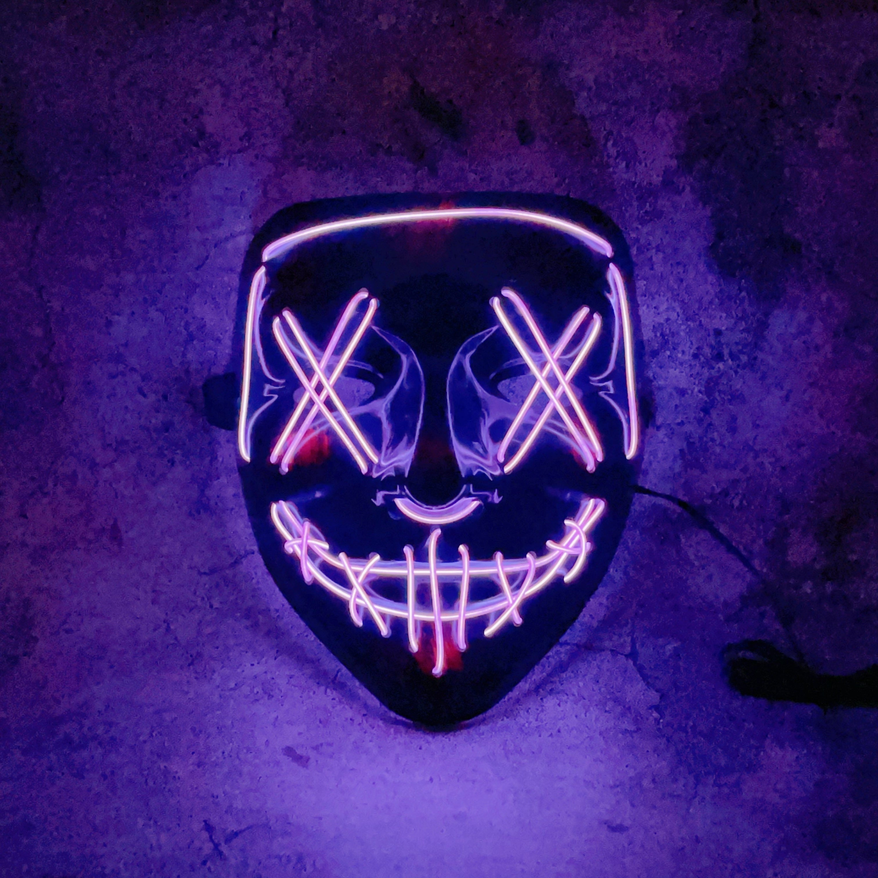 Máscara de payaso LED para Halloween y fotografía con 8 opciones de color, alimentada por batería