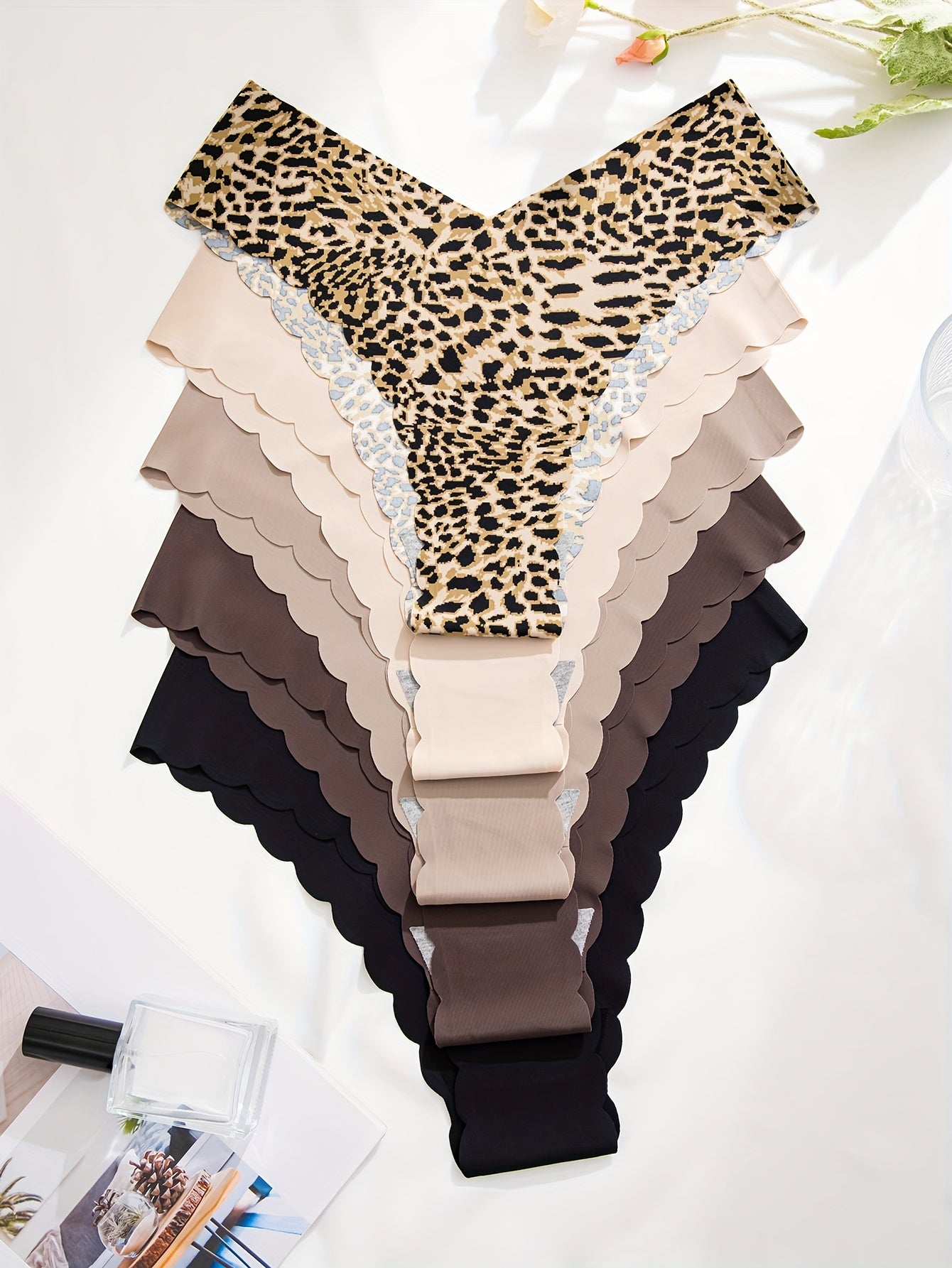 5 Бесшовных Трусов с Резным Краем: Сексуальные, Удобные и Дышащие Нижние Белье с Волнистым Краем