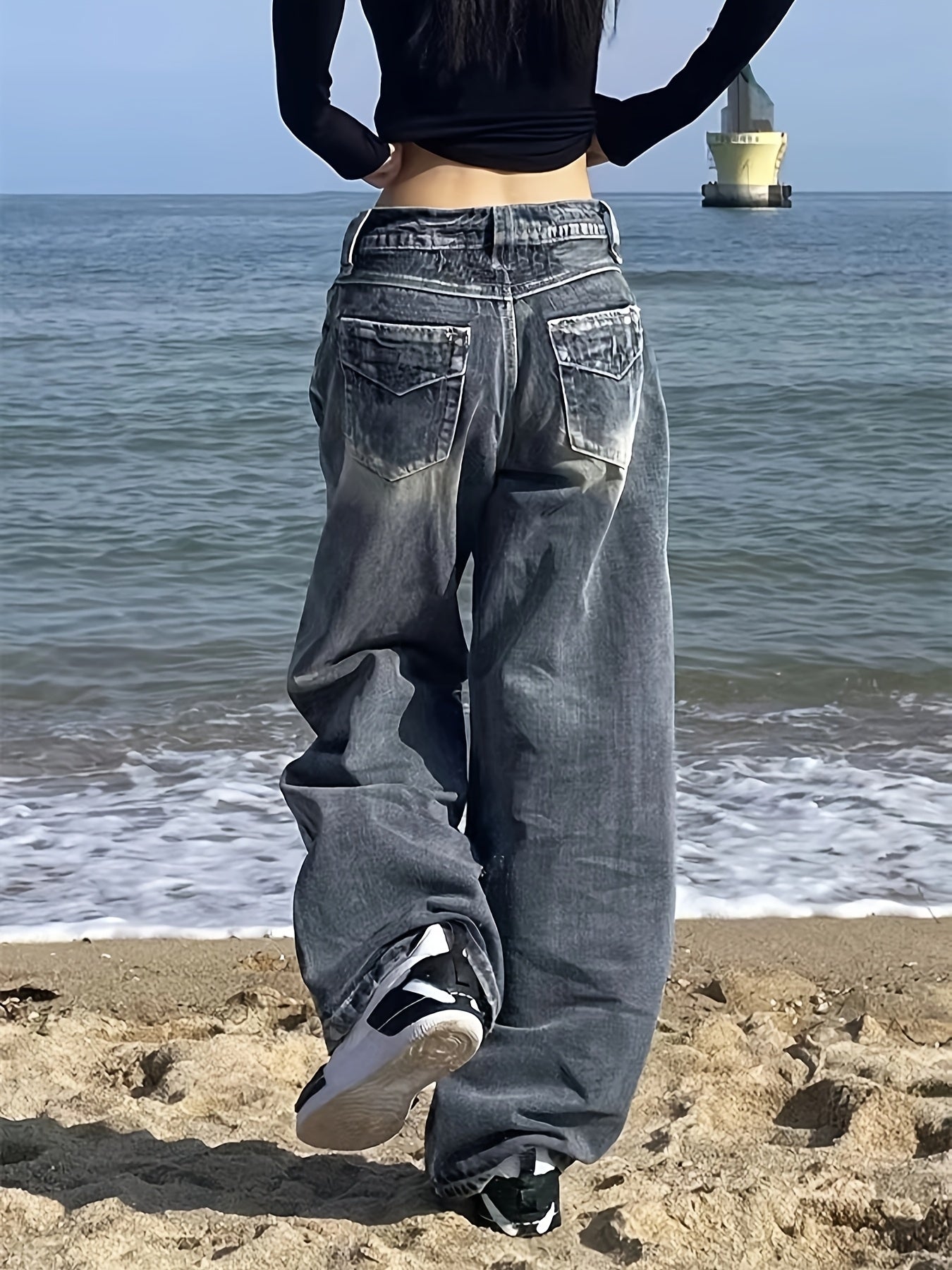 Women's Vintage-Inspired High-Waist Wide Leg Distressed Denim Jeans with Pockets