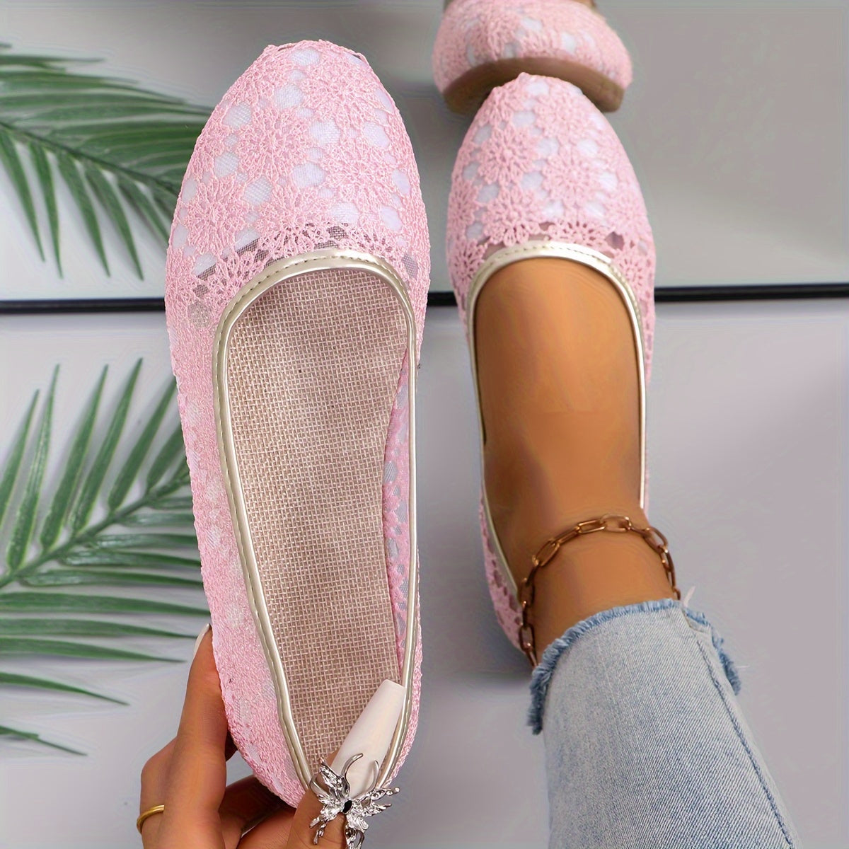 Women's Floral Lace Ballet Flats Breathable Slip-On All-Season Fabric Shoes