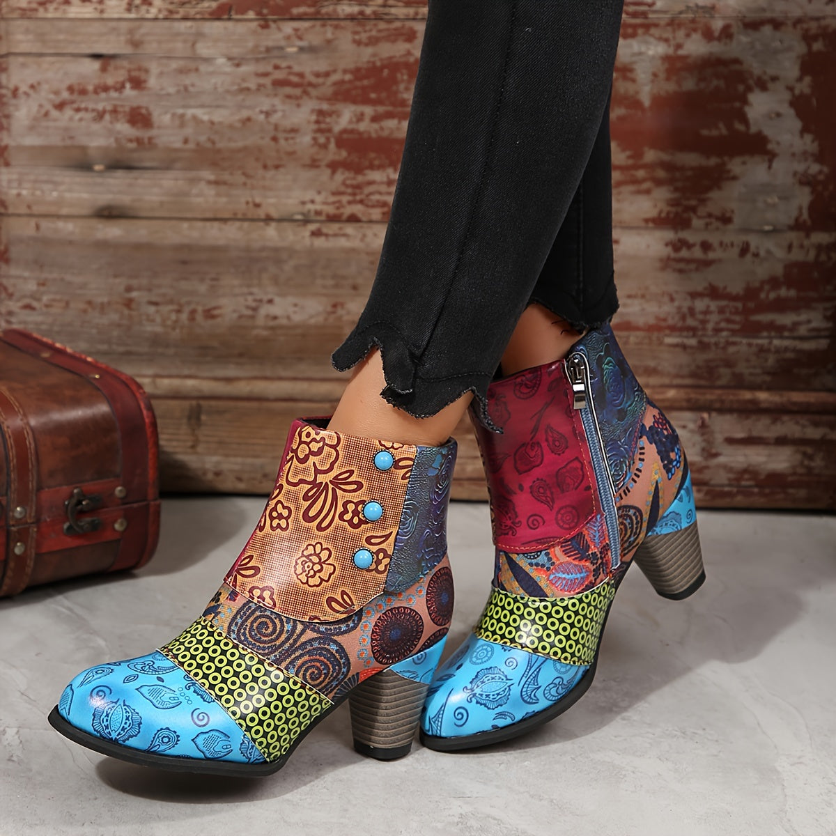 Women's Floral Pattern Ankle Boots with Chunky Heel and Side Zipper