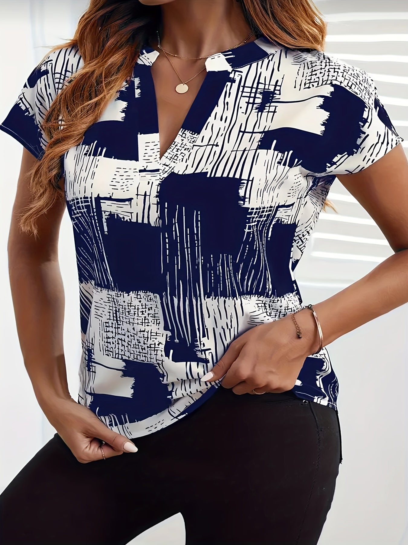 Plus Size Women's Abstract Print V-Neck Blouse Lightweight Casual Top