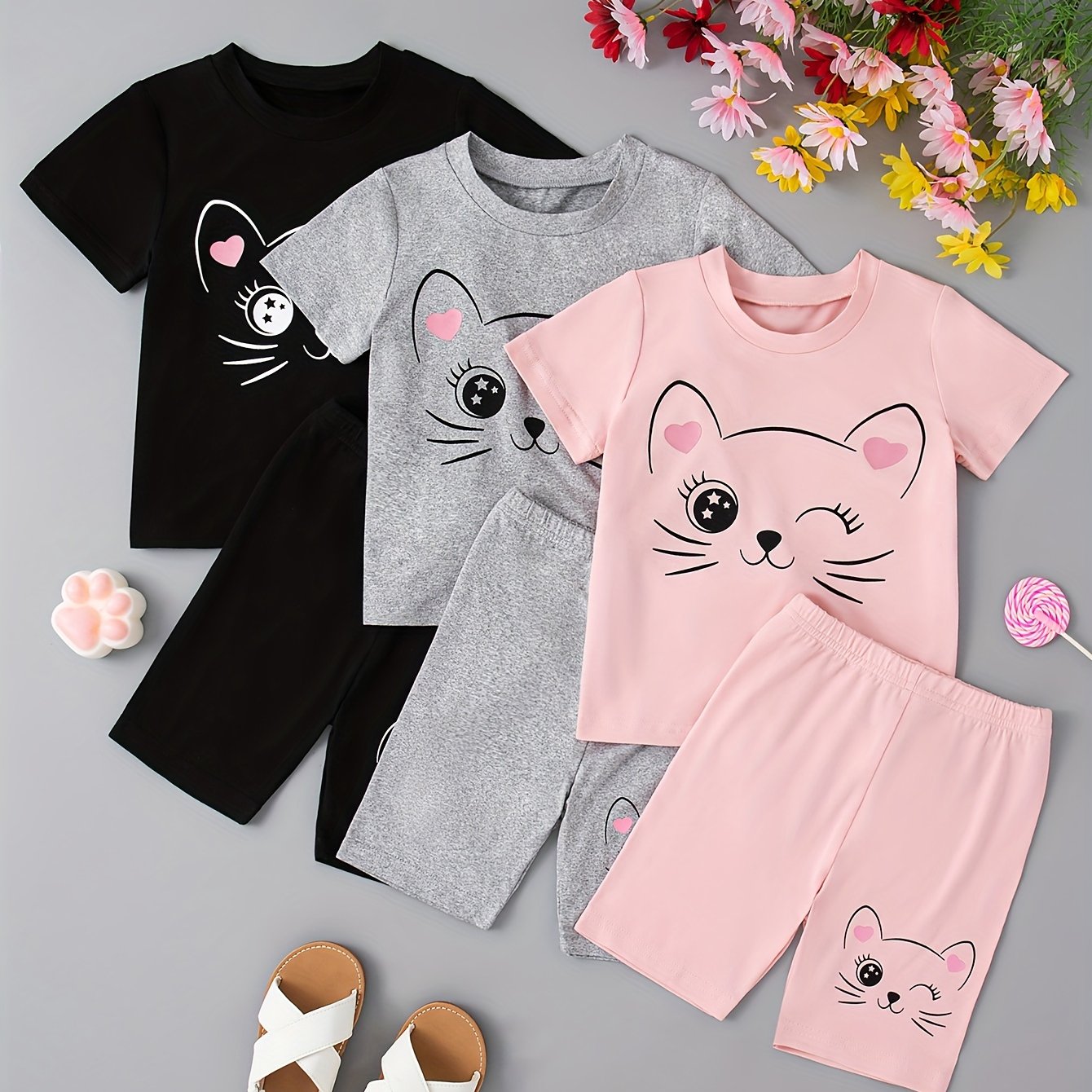 Qizlar uchun 3-qismli Multfilm Mushuk Print To'plami: T-shirtlar + Shortlar yoz uchun