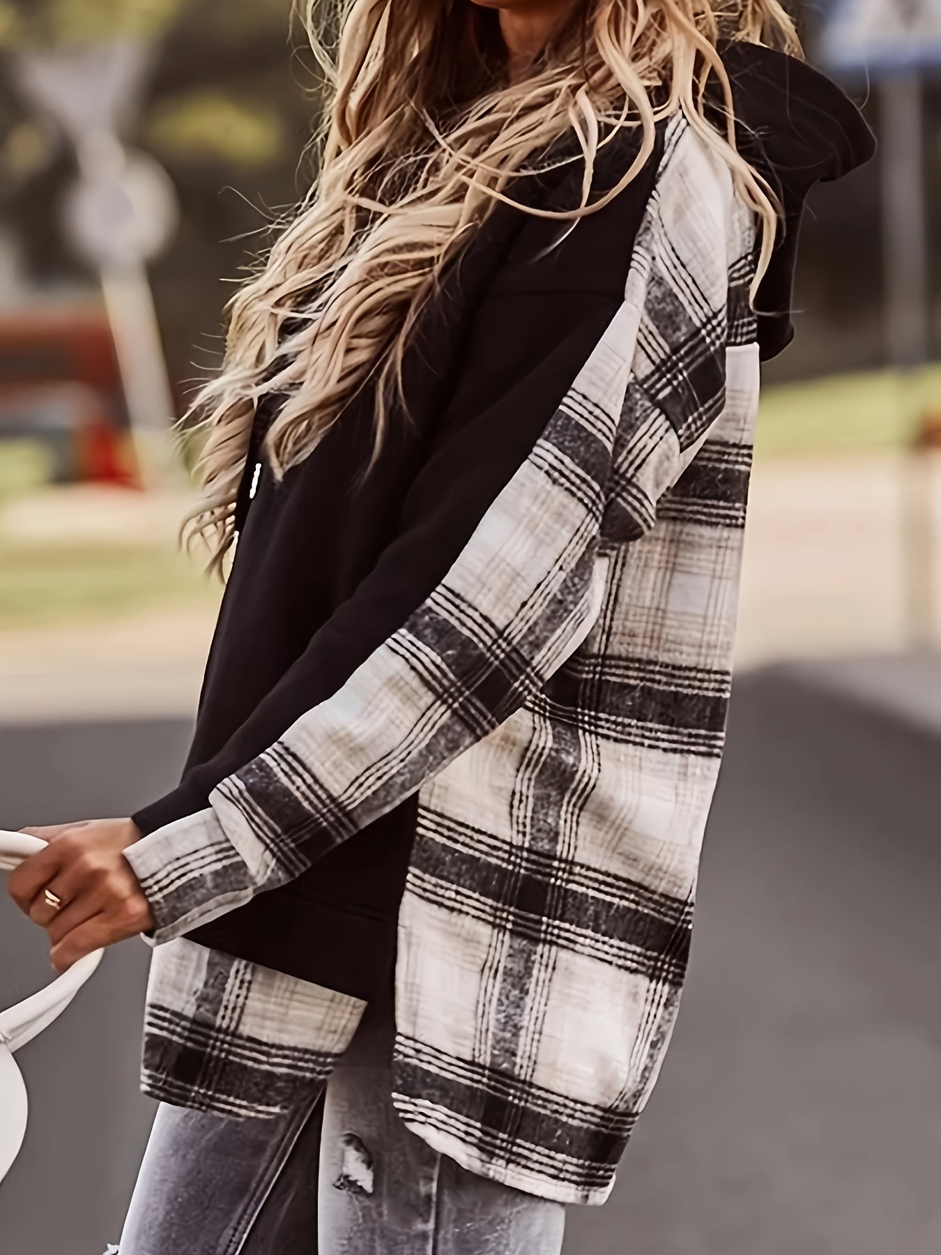 Women Plaid Patchwork Hoodie Cozy Polyester Long Sleeve Pullover with Kangaroo Pocket