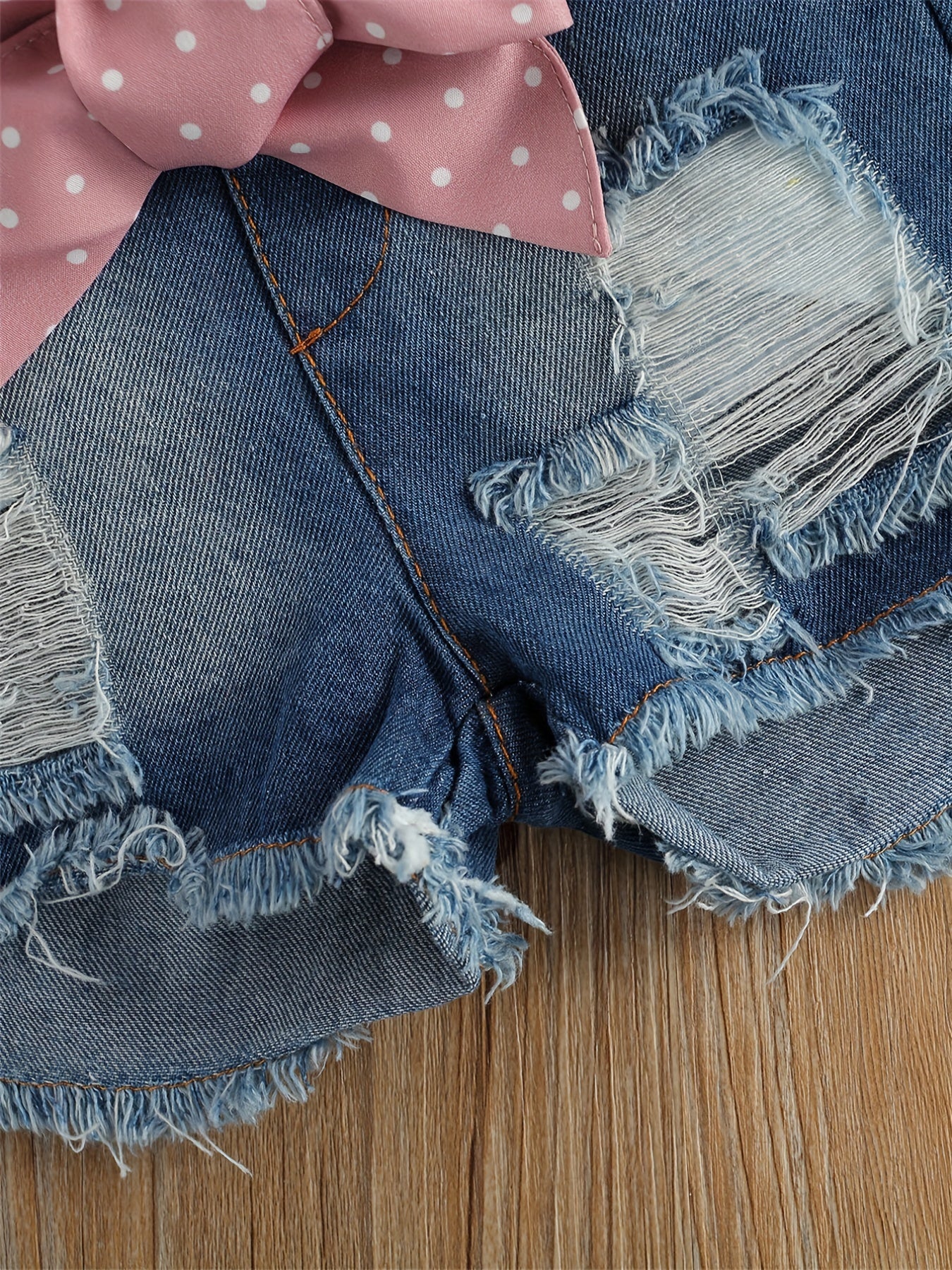 Летний комплект для девочек с футболкой с принтом мороженого и рваными джинсовыми шортами