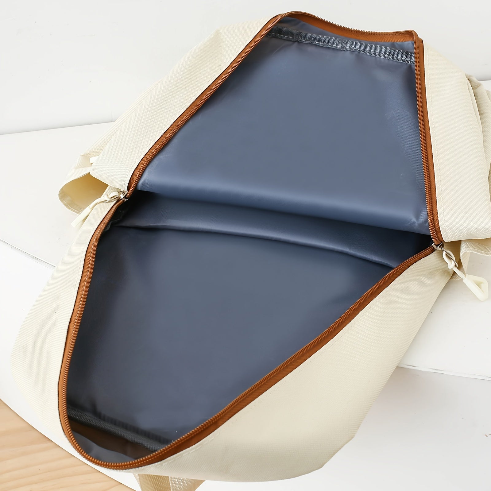 5-ta qismli multfilm maktab sumkasi to'plami, tote sumka, crossbody ruchka qutisi va chizilgan sumkasi bilan