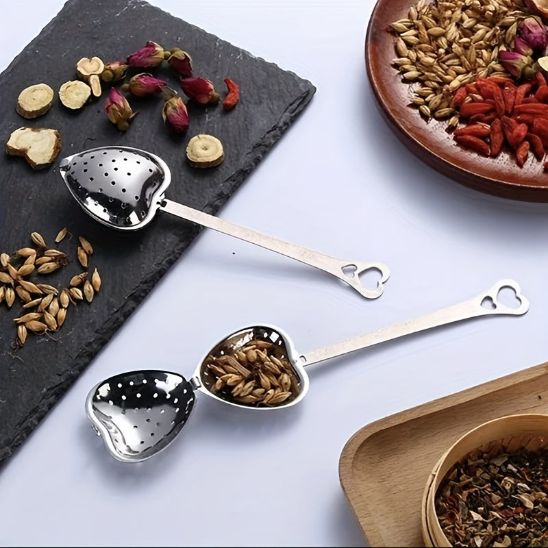 Infusor de té de acero inoxidable en forma de corazón con mango largo para té verde y hierbas