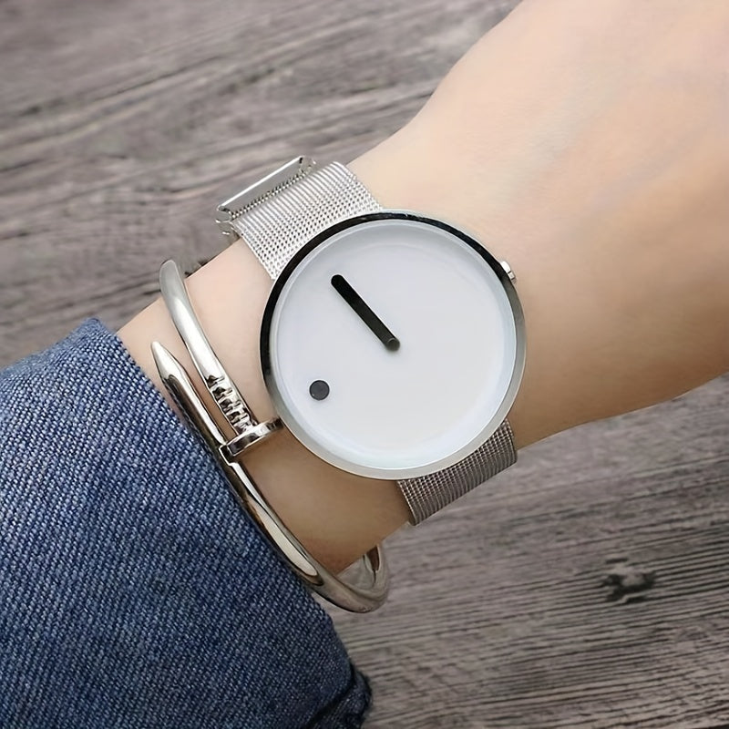 Minimalist Round Quartz Watch with Electronic Movement and Mesh Stainless Steel Band
