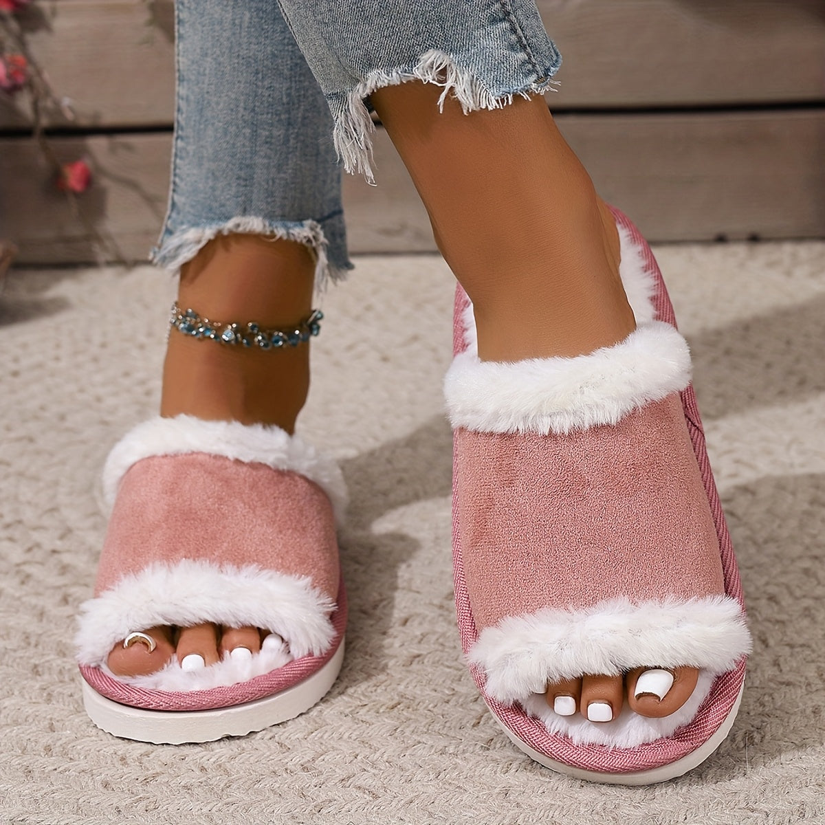 Women's Plush Lined Slippers with Fluffy Edges Non-Slip for Home and Travel