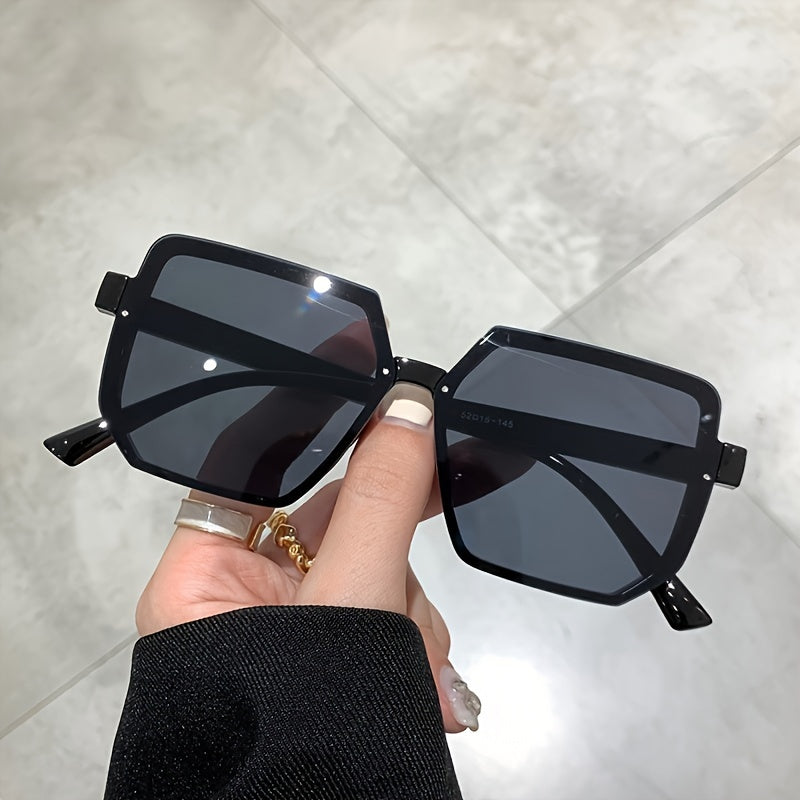 Unisex Oversized Square Fashion Glasses with Anti-Glare Plastic Frames for Outdoor Activities