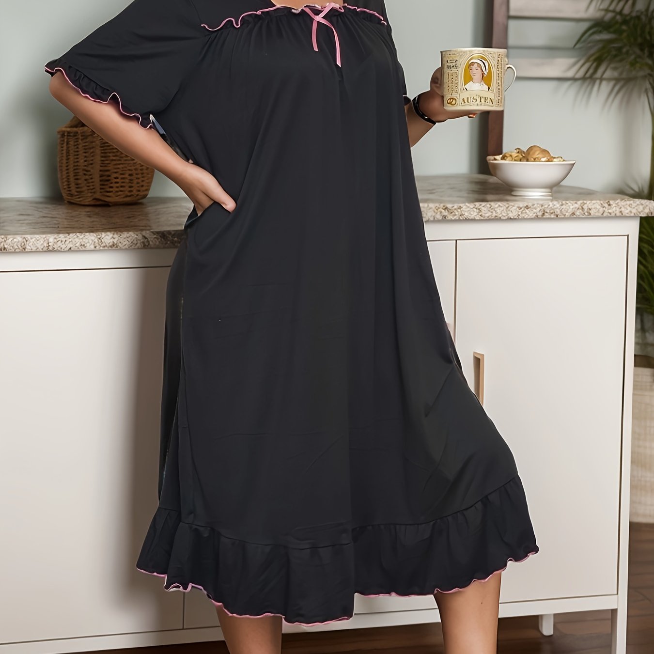 Plus Size Women's Casual Pink Ruffle Short Sleeve Midi Nightgown