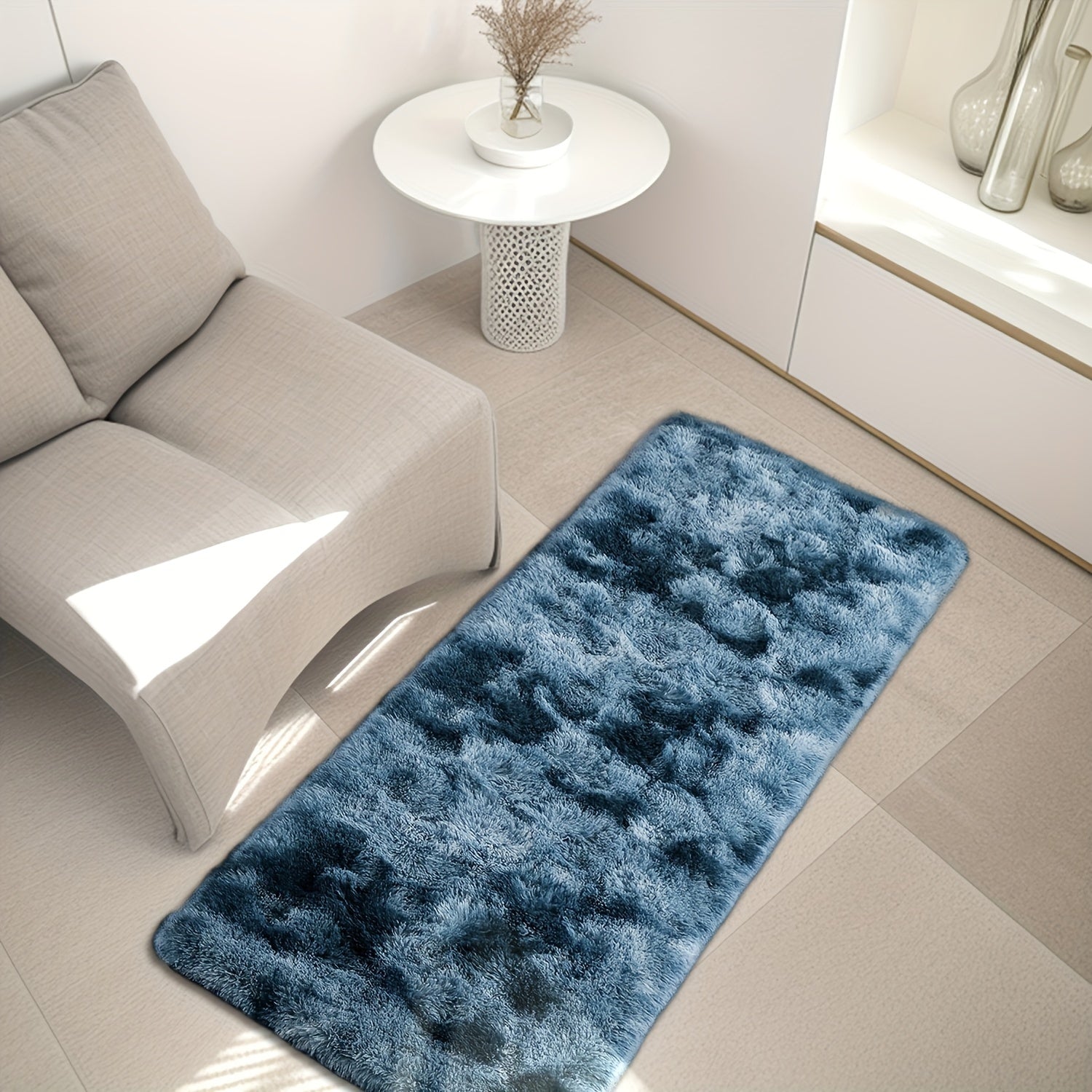 Plush Faux Fur Area Rug - Luxuriyali yumshoq, sirpanmaydigan, uzoq muddatli va tozalash oson - Uyingizdagi har qanday xona uchun mukammal, tanlash uchun turli ranglar mavjud.