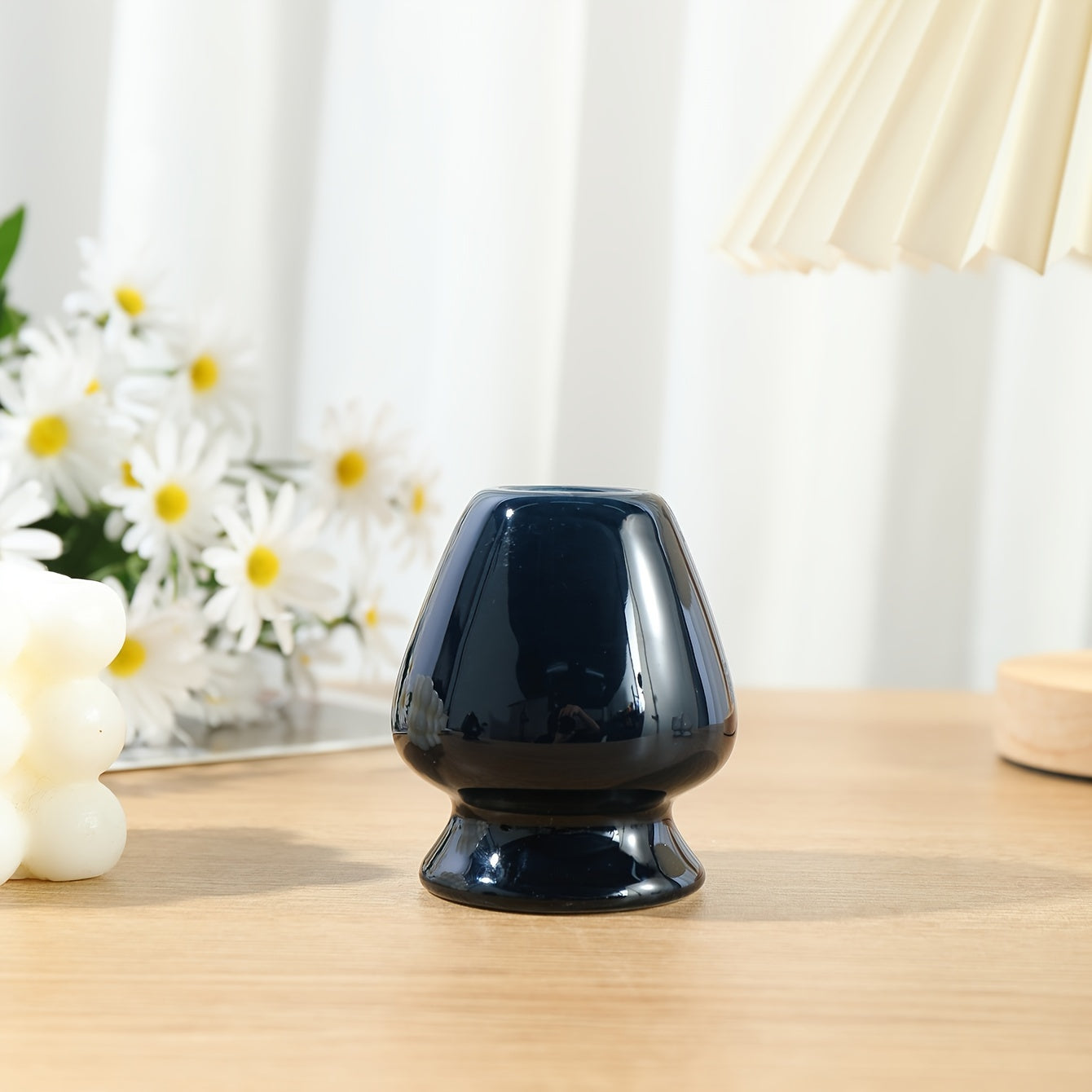 Keramika Matcha choy shlyapa tutqich uchun bambuk Chasen asbob va maydalagich cho'tkasi bilan stand