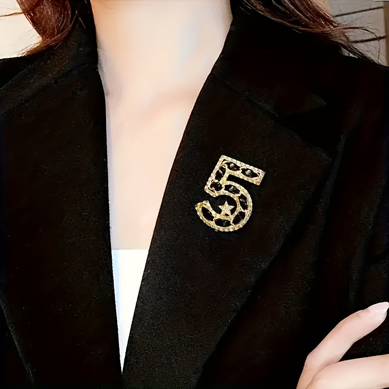 Vintage Silver Alloy Brooch with Star Design and Number 5 Corsage Pin for Women