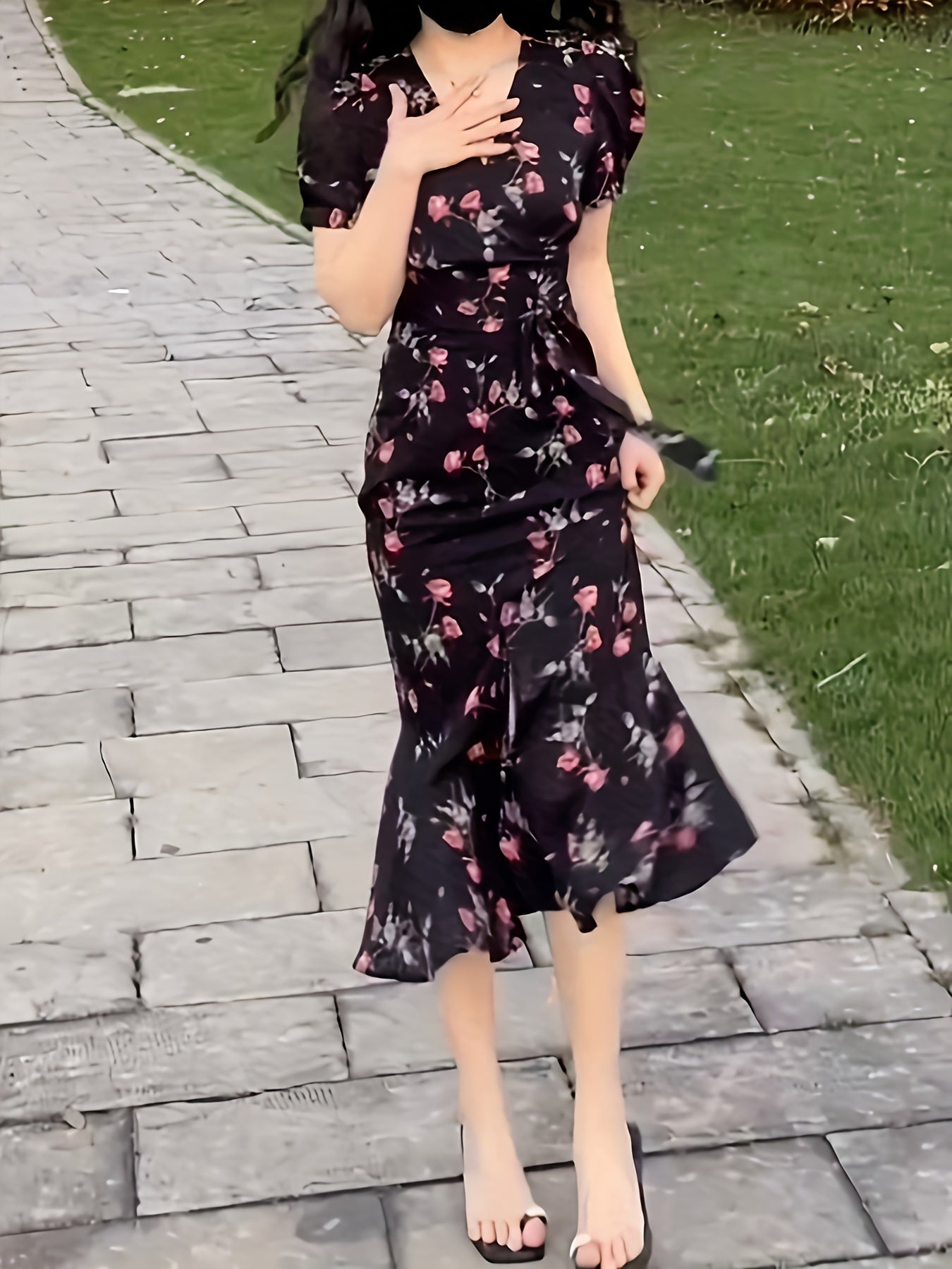 Floral V-Neck Midi Dress with Tie Waist Short Sleeves Mermaid Hem for Summer