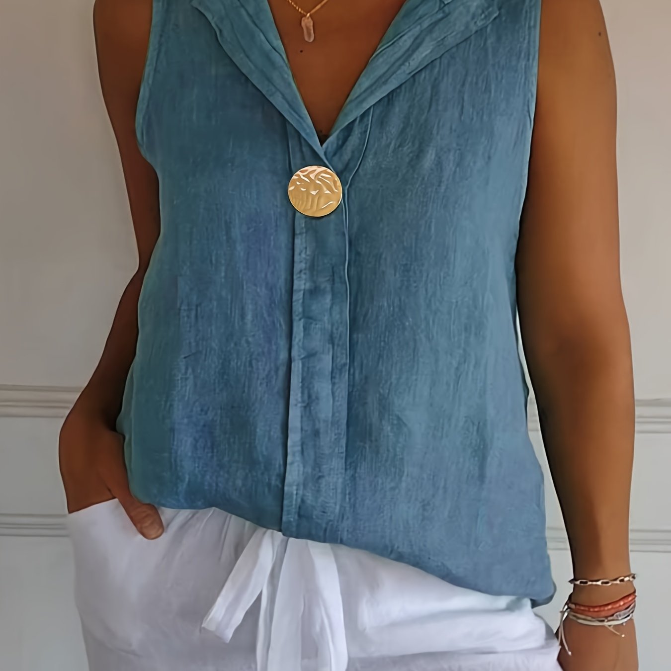Plus Size Women's Sleeveless V-Neck Blouse Solid Green Casual Loose Fit
