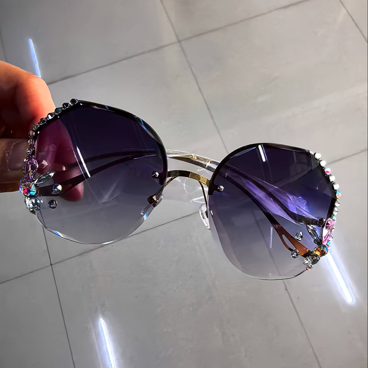 Women's Rimless Sunglasses with Rhinestones, Round Gradient Lens for Summer Beach Travel