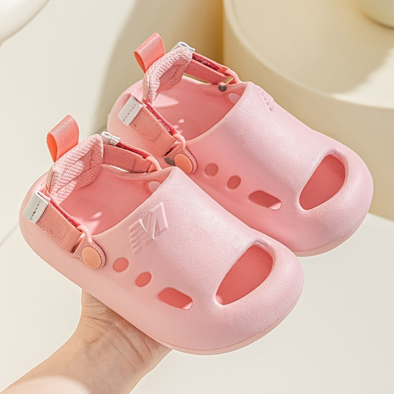 Yangi kelganlar: O'g'il va qizlar uchun zamonaviy bolalar sандаллари, yengil, sirpanmaydigan, tez quriydigan EVA, sozlanadigan tasmalari bilan, plyaj, bog' va ochiq havoda foydalanish uchun ideal.