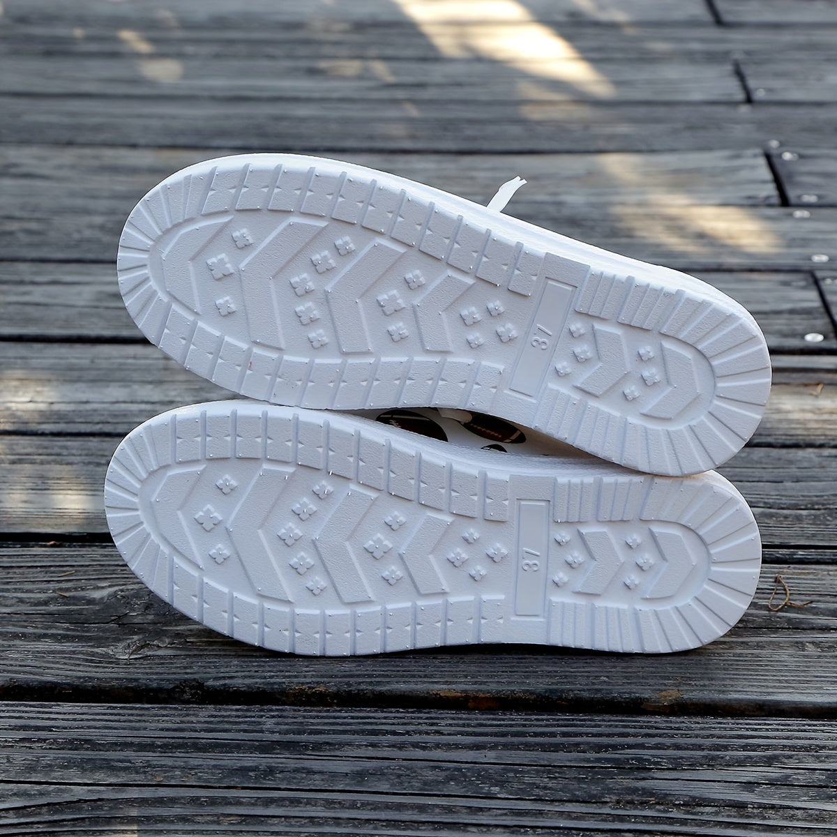 Women's Canvas Shoes Large Size Casual Cartoon Pattern All Seasons