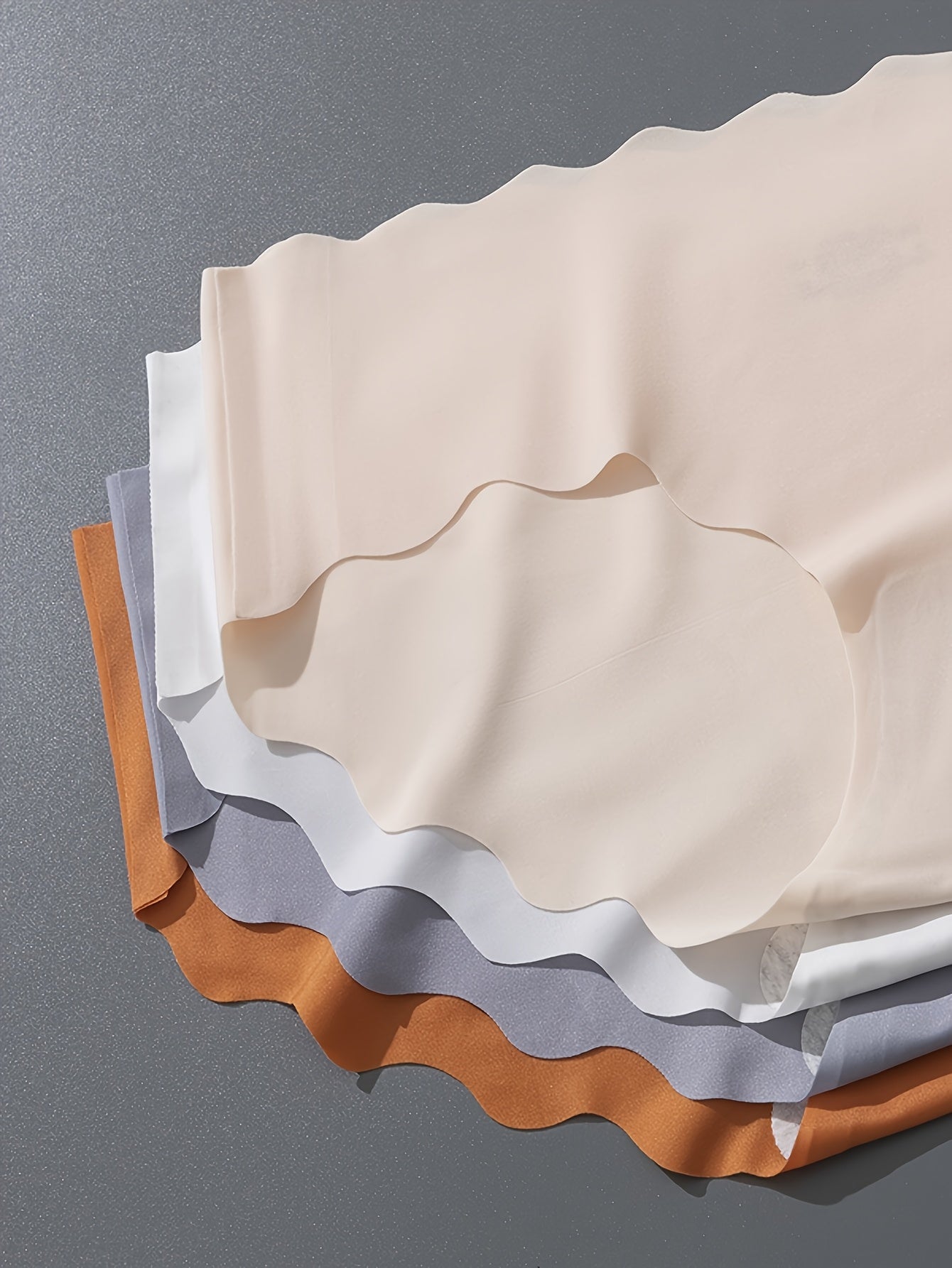 Women's Seamless Low-Rise Briefs 5-Pack Breathable Solid Colors Invisible Lift