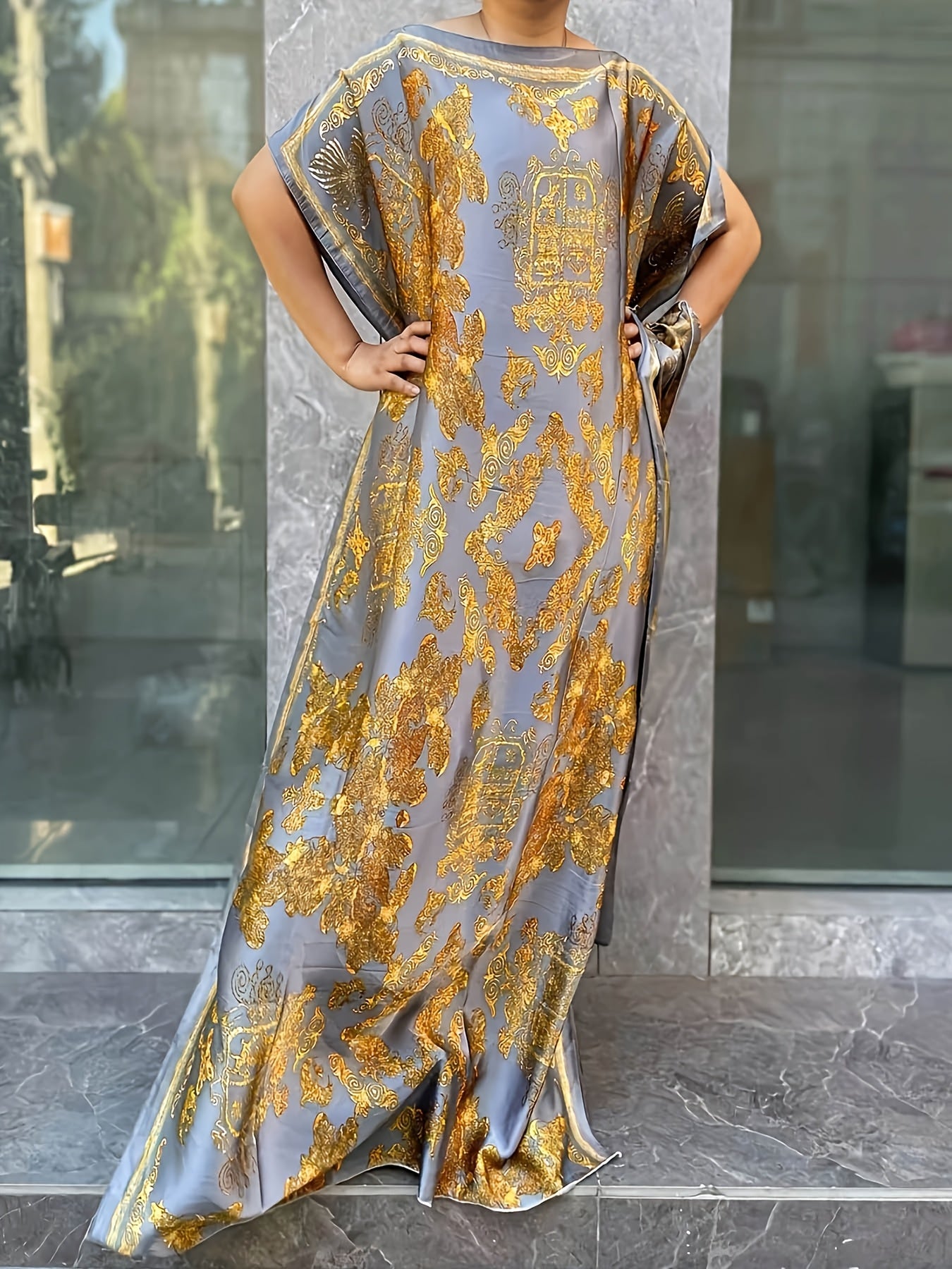 Ayollar uchun katta o'lchamli gullar bilan bosilgan tunik kiyiqi polyester batwing qo'lqopli barcha mavsum uchun