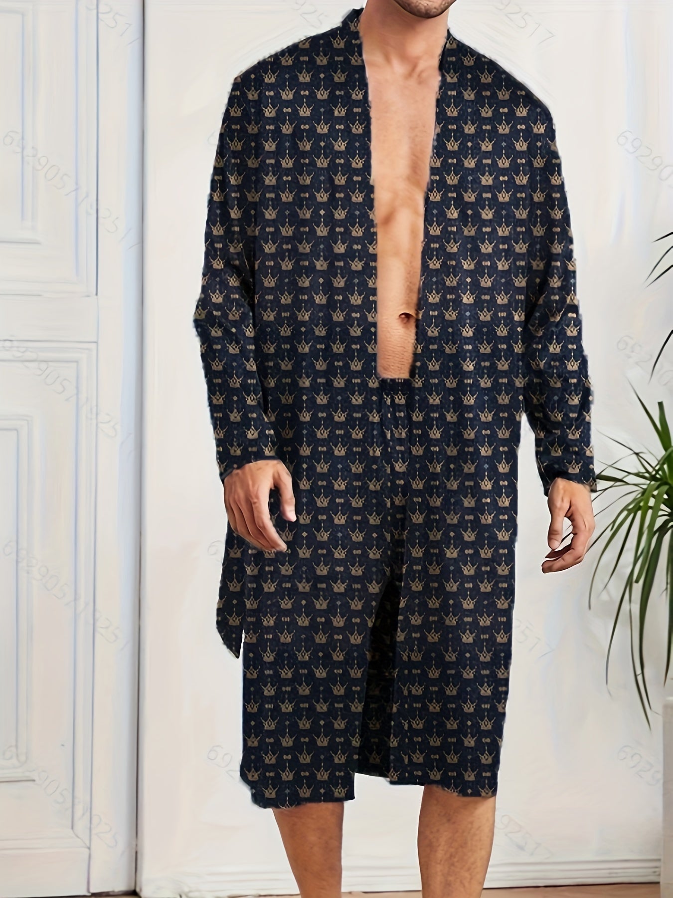 Men's Lounge Set Long Sleeve Robe and Shorts Crown Pattern Polyester Casual