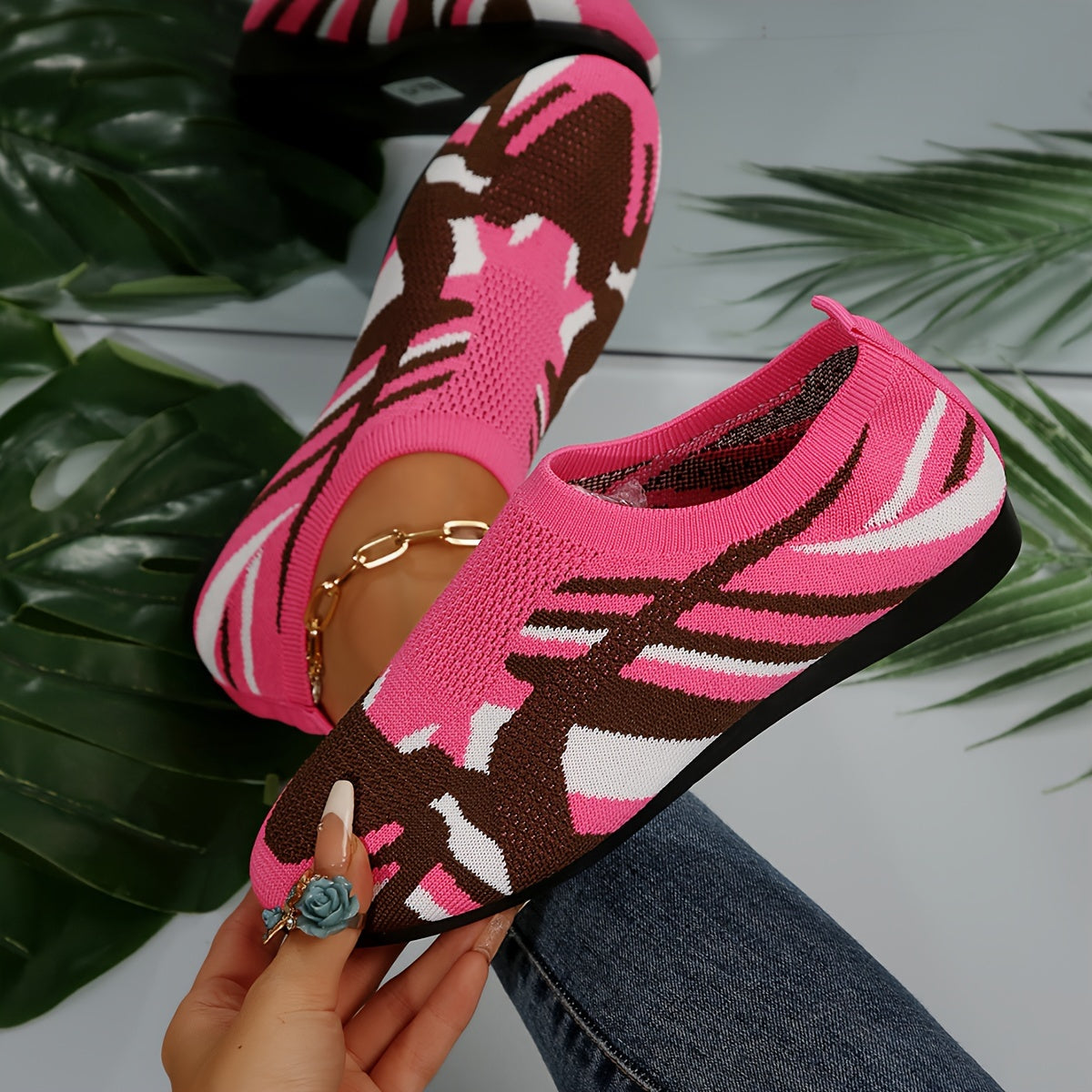 Women's Camouflage Flat Shoes Breathable Knit Slip-On Outdoor Sneakers