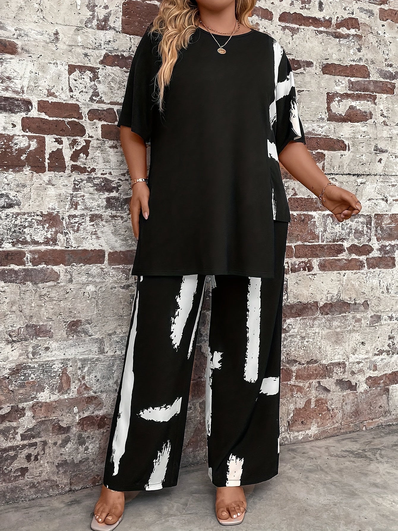 Plus Size Women's Woven Polyester Suit with Random Print and Asymmetrical Details