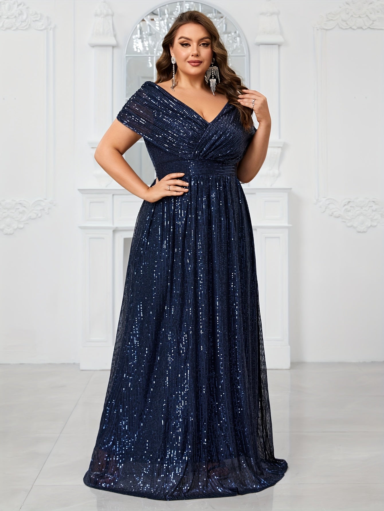 Plus Size Women Glittery V-Neck Capelet Short Sleeve Evening Dress for Weddings